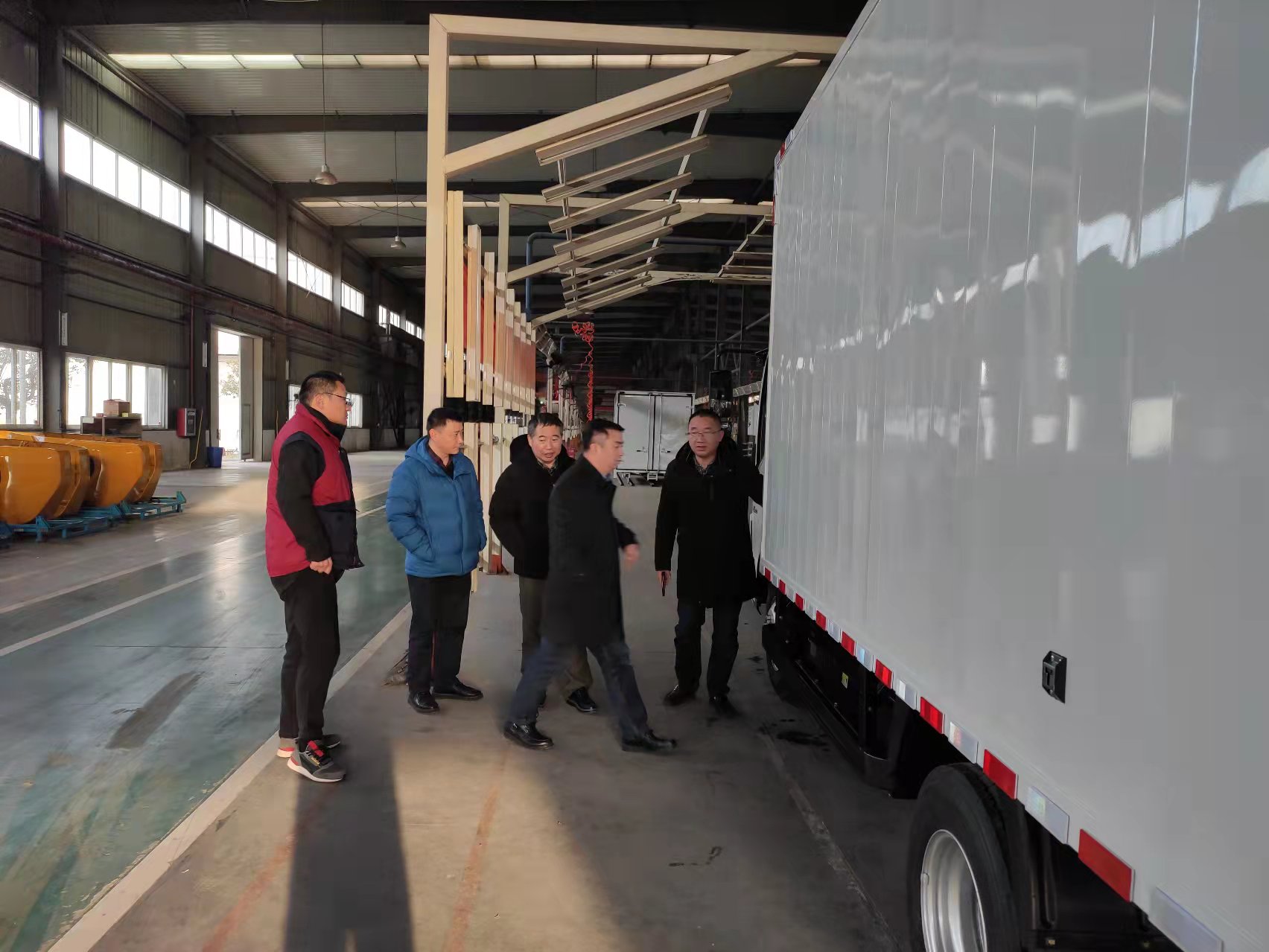 熱烈歡迎上汽大通領導來我司參觀！